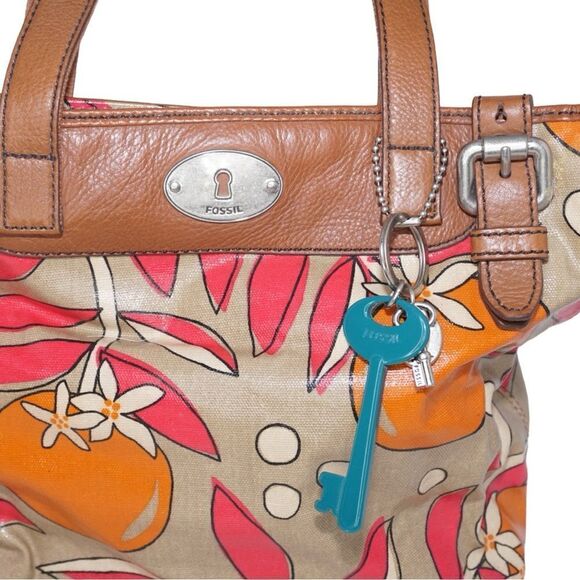 Fossil KeyPer Floral Coated Canvas Shoulder Bag with Keychains - Picture 2 of 12